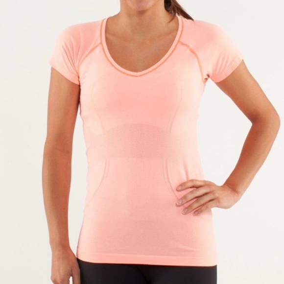 lululemon athletica Tops - Women Lululemon Run: Swiftly Tech‎ V Neck Mini Stripe Peach/Coral Size 6